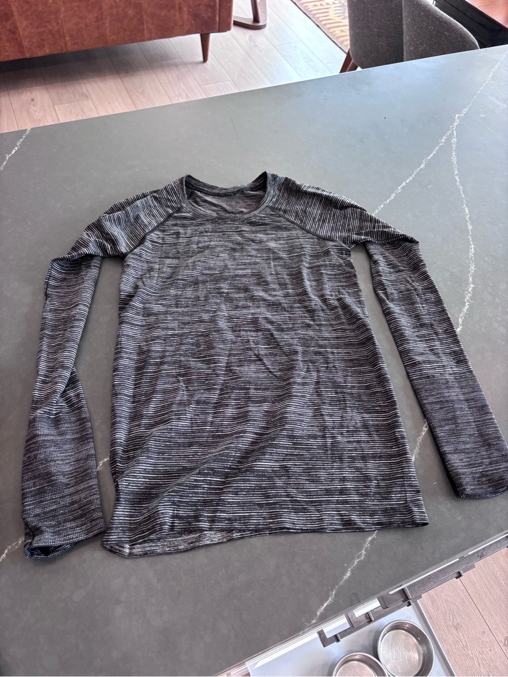 Lululemon Black & White Striped Athletic Top size 2